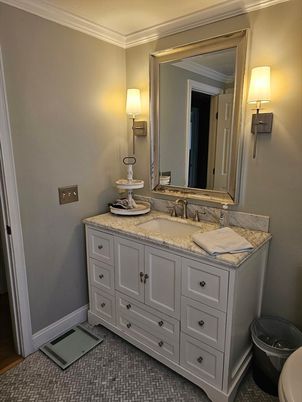 Bathroom, Dual Sink Vanities, Interior