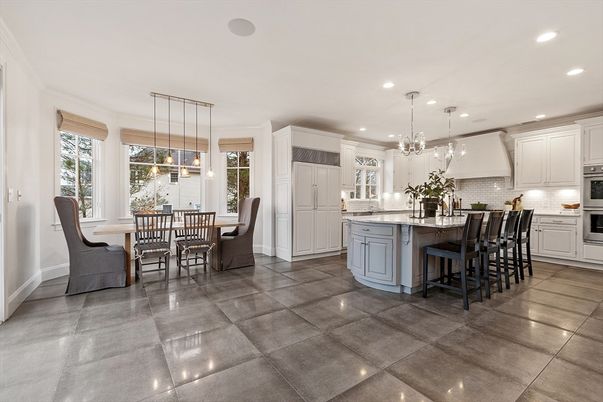 Dining room, Interior, Kitchen, Pendant Lights, Recessed Lighting, Stainless Steel Appliances