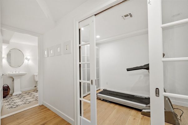 Interior, Recessed Lighting, Wood Texture Flooring
