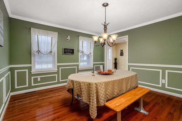 Chandelier, Interior, Wood Texture Flooring