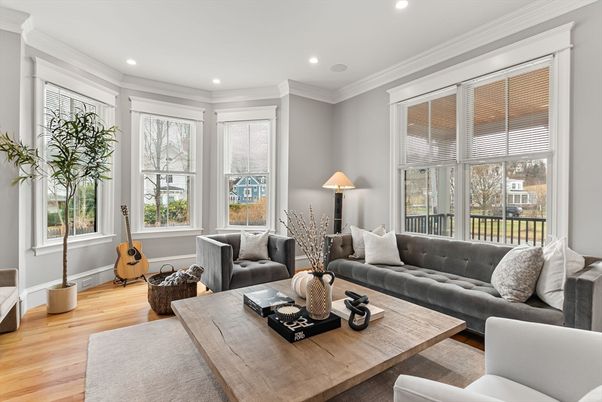 Interior, Living room, Recessed Lighting, Wood Texture Flooring