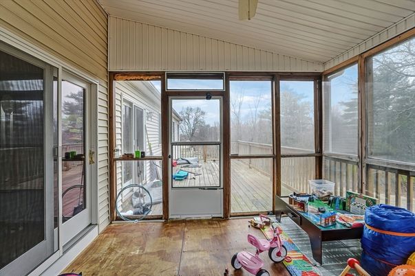 Interior, Sun Room, Wood Texture Flooring