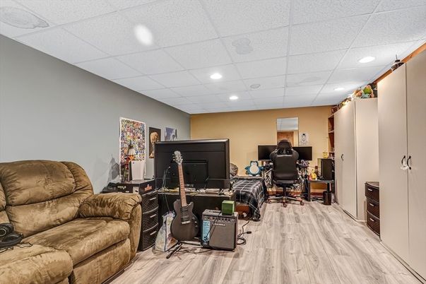 Home Office, Interior, Recessed Lighting, Wood Texture Flooring