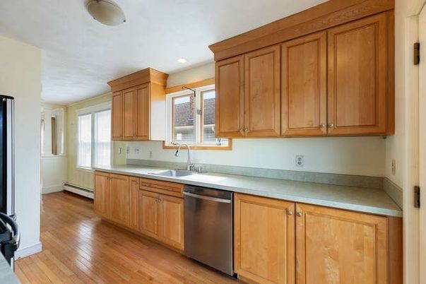Interior, Kitchen, Recessed Lighting, Wood Texture Flooring