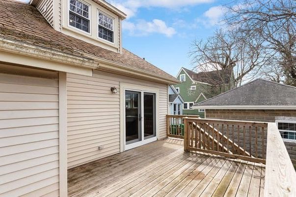 Exterior, Wood Texture Flooring