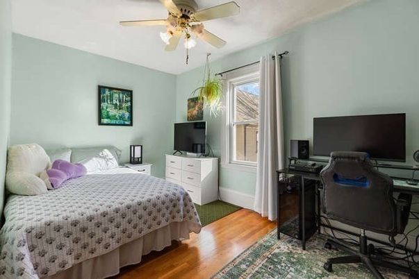 Bedroom, Home Office, Interior, Wood Texture Flooring