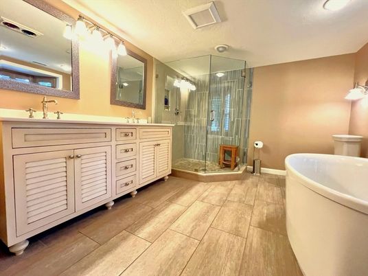 Bathroom, Dual Sink Vanities, Free Standing Baths, Glass Shower, Interior, Recessed Lighting