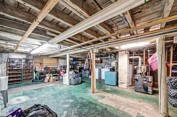 Interior, Wooden Beams