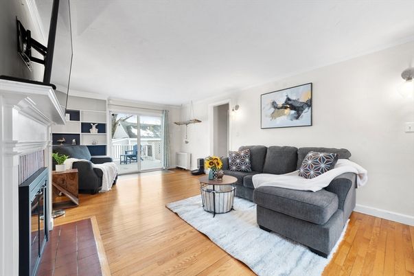 Fireplace, Interior, Living room, Pendant Lights, Wood Texture Flooring