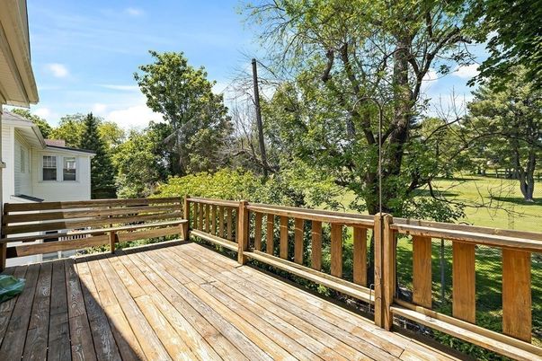 Exterior, Wood Texture Flooring