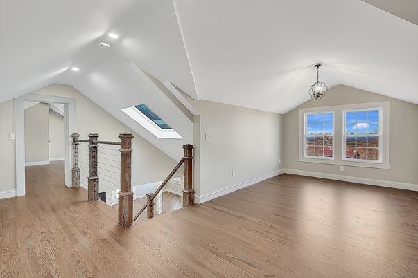 Empty room, Interior, Pendant Lights, Recessed Lighting, Wood Texture Flooring