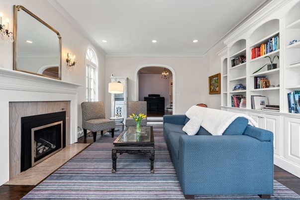 Fireplace, Interior, Living room, Piano, Recessed Lighting, Wood Texture Flooring