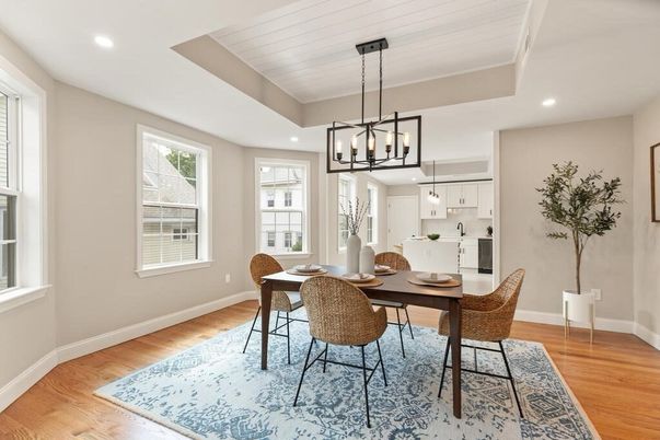 Chandelier, Dining room, Interior, Kitchen, Pendant Lights, Recessed Lighting, Wood Texture Flooring