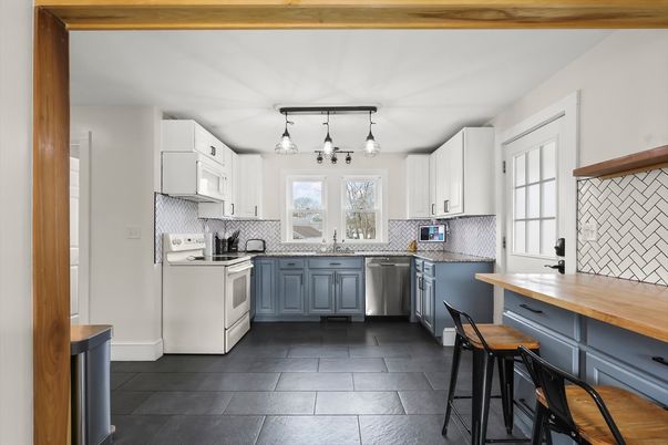 Interior, Kitchen, Stainless Steel Appliances