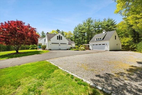 Backyard, Detached Garage, Exterior