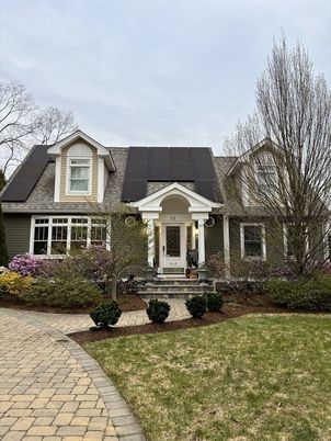 Exterior, Facade, Cape Cod