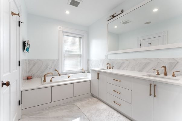 Bathroom, Dual Sink Vanities, Interior, Marble, Recessed Lighting