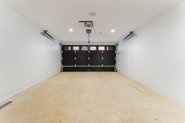 Garage, Interior, Recessed Lighting
