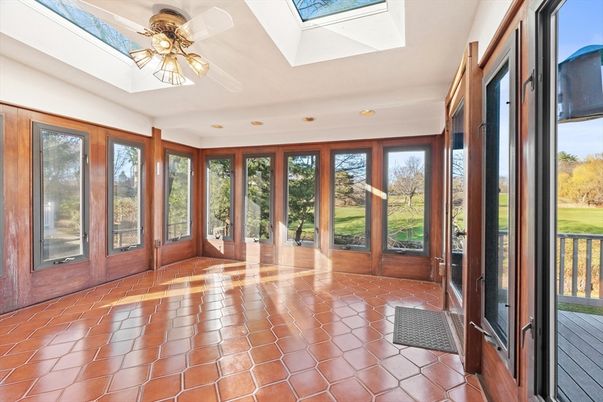 Empty room, Interior, Sun Room
