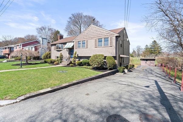Attached, Backyard, Exterior, Facade, Cape Cod