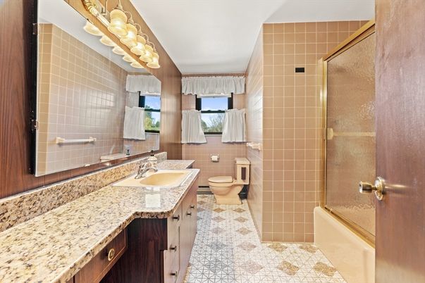 Bathroom, Dual Sink Vanities, Glass Shower, Interior