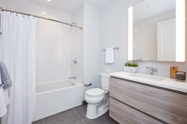 Bathroom, Interior, Recessed Lighting