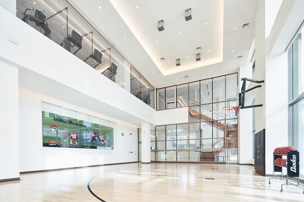 Interior, Recessed Lighting, Wood Texture Flooring