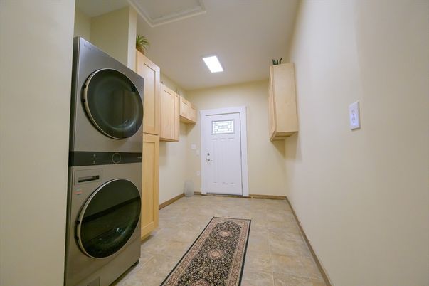 Interior, Recessed Lighting, Utility Closets, Washer
