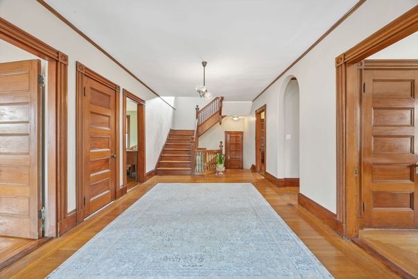 Interior, Pendant Lights, Wood Texture Flooring