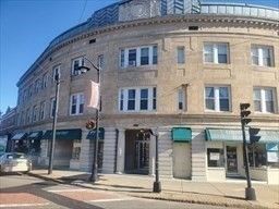 Exterior, Facade, Brick Facade, Rowhouse