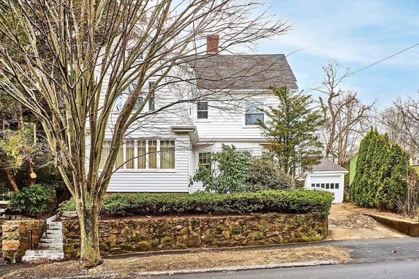 Detached Garage, Exterior, Facade, Queen Anne Victorian