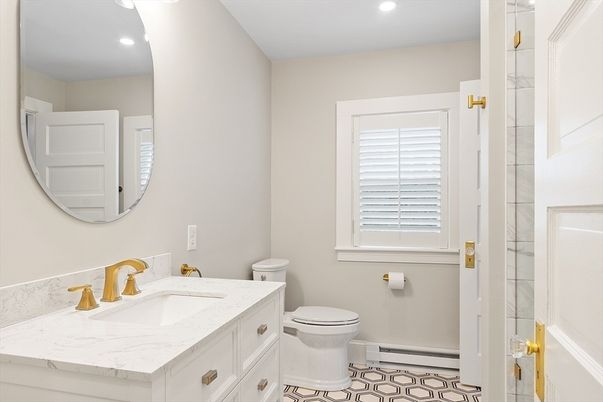 Bathroom, Interior, Recessed Lighting