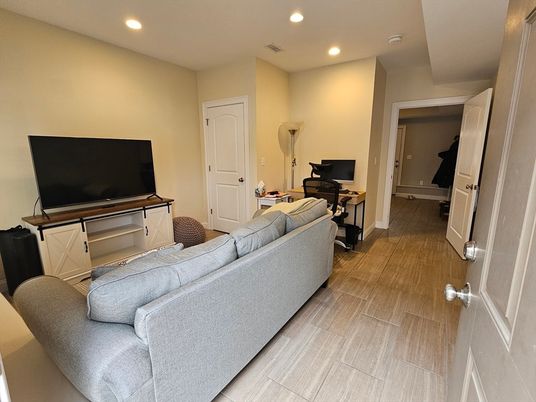 Interior, Living room, Recessed Lighting, Wood Texture Flooring
