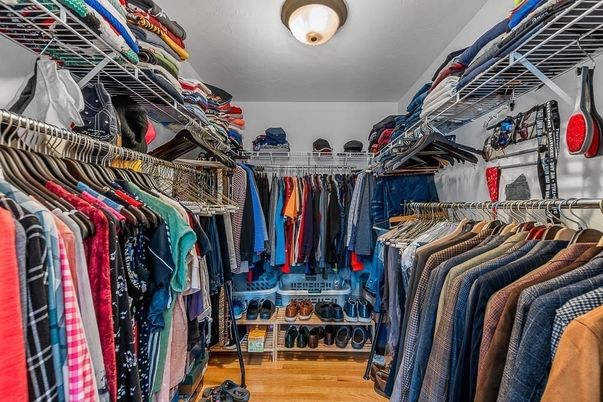 Interior, Walk-in Closets, Wood Texture Flooring