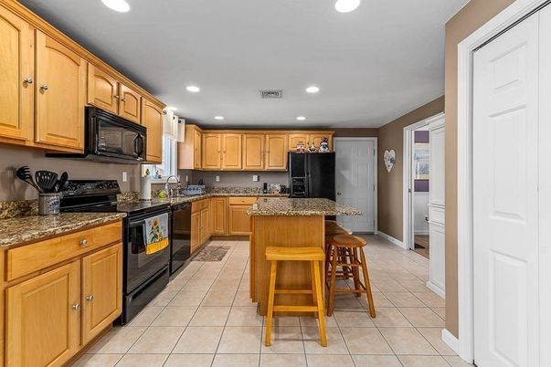 Interior, Kitchen, Recessed Lighting