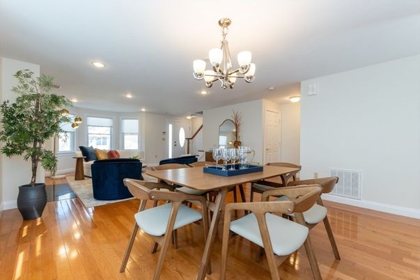 Chandelier, Dining room, Interior, Living room, Recessed Lighting, Wood Texture Flooring