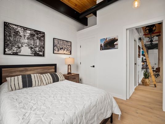 Bedroom, Interior, Wooden Beams, Wooden Ceilings, Wood Texture Flooring