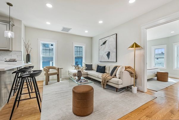Interior, Living room, Pendant Lights, Recessed Lighting, Water, Wood Texture Flooring