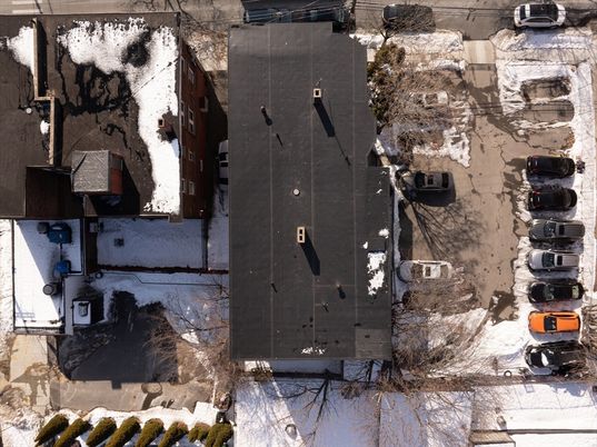 Exterior, Drone