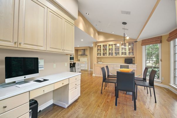 Dining room, Interior, Kitchen, Pendant Lights, Recessed Lighting, Wood Texture Flooring