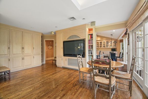 Dining room, Interior, Pendant Lights, Recessed Lighting, Wood Texture Flooring