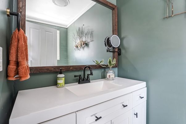Bathroom, Interior