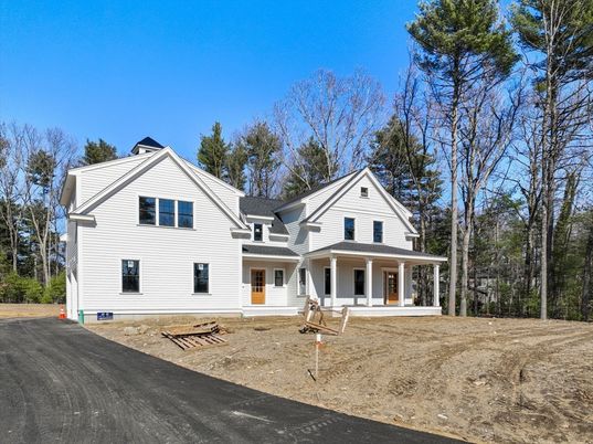Backyard, Exterior, Facade, Farmhouse