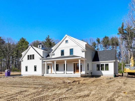 Backyard, Exterior, Facade, Farmhouse