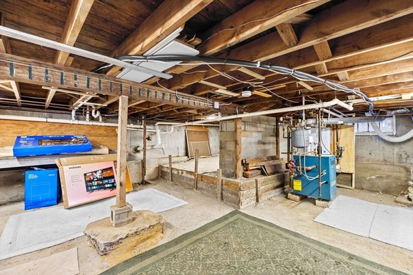 Interior, Stone Walls, Washer, Wooden Beams