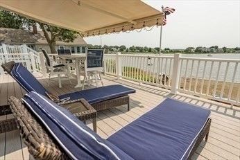 Exterior, Wood Texture Flooring