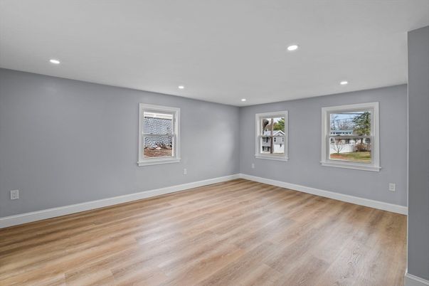 Empty room, Interior, Recessed Lighting, Wood Texture Flooring