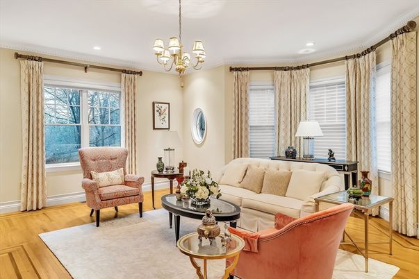 Chandelier, Interior, Living room, Recessed Lighting, Wood Texture Flooring