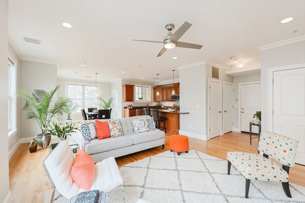 Dining room, Interior, Kitchen, Living room, Pendant Lights, Recessed Lighting, Wood Texture Flooring