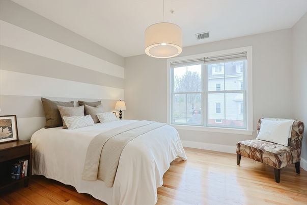 Bedroom, Interior, Pendant Lights, Wood Texture Flooring